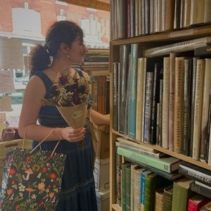 Meet your Posher, Amara